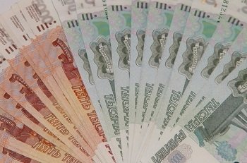 В Сбербанке рассказали, какие суммы ежемесячно пропадают со счетов россиян в результате действий мошенников