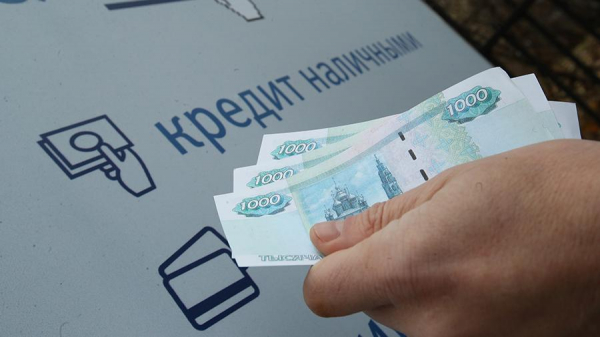 За год выдачи потребкредитов в России выросли на 40,2%
