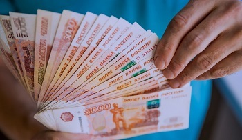 Банки выдали россиянам рекордное количество кредитов наличными