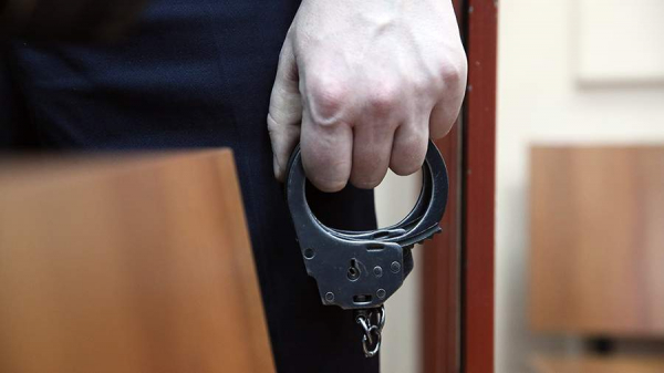 Суд арестовал подозреваемую в краже 26 млн рублей из банка в Нижнем Новгороде
